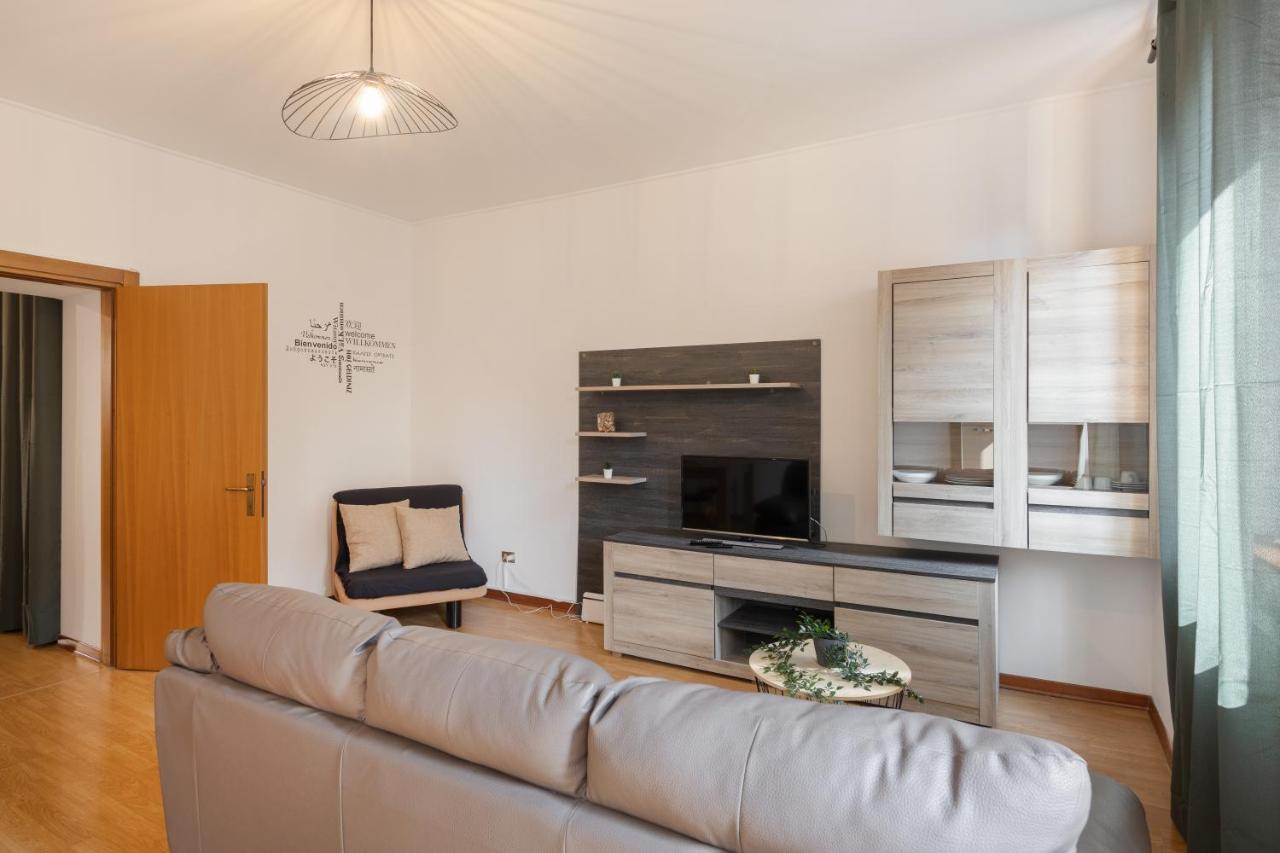 Suite Foscolo, In Piazza A Trieste Exterior foto