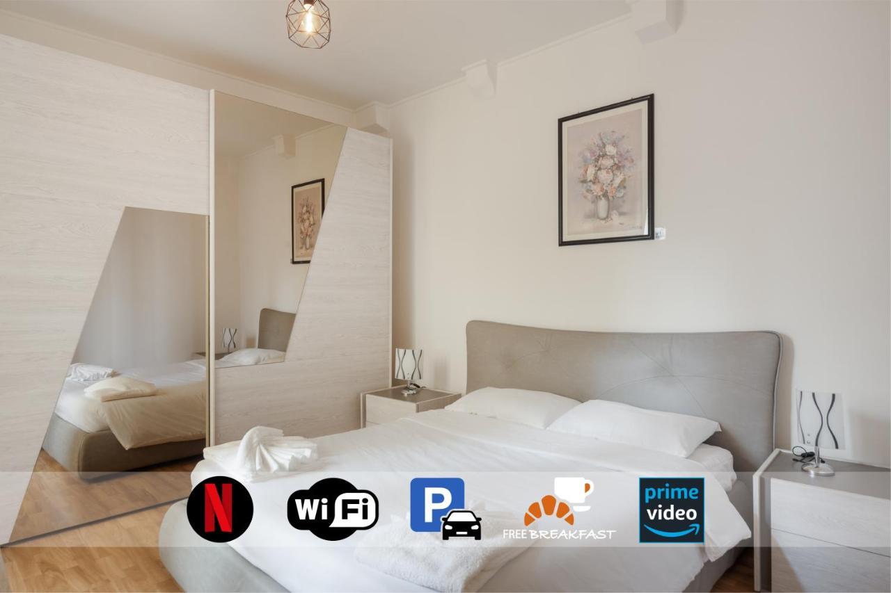 Suite Foscolo, In Piazza A Trieste Exterior foto