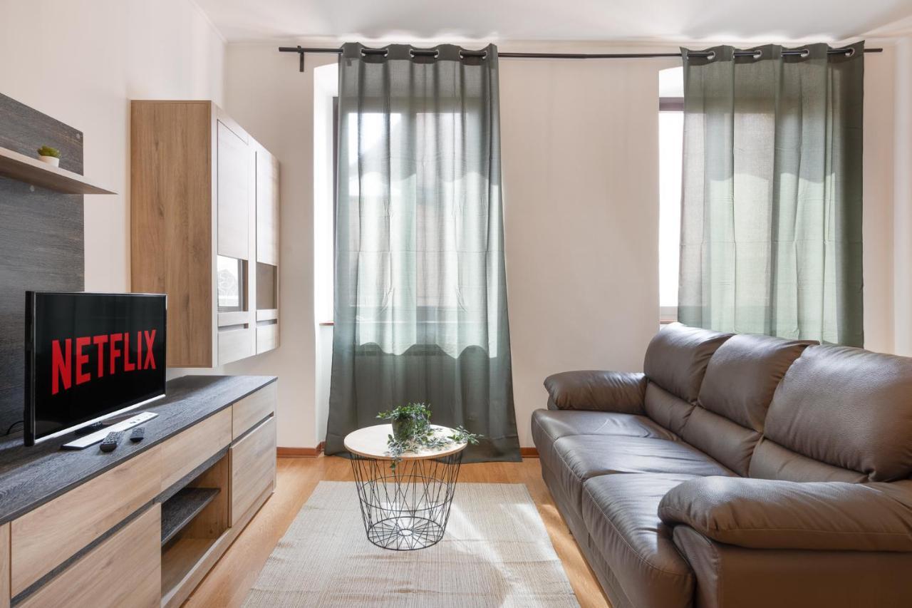 Suite Foscolo, In Piazza A Trieste Exterior foto